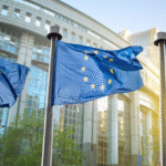 Imagen cabecera, artículo de blog "Cómo financiar proyectos de defensa: combinar fondos públicos y privados de manera estratégica”